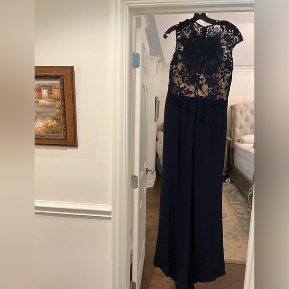 Frascara Navy Gown - Picture 6 of 12